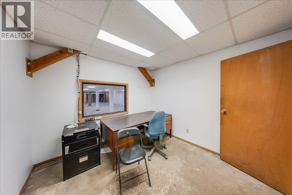 1846 First Street, Fruitvale, British Columbia  V0G 1L0 - Photo 32 - 10389680