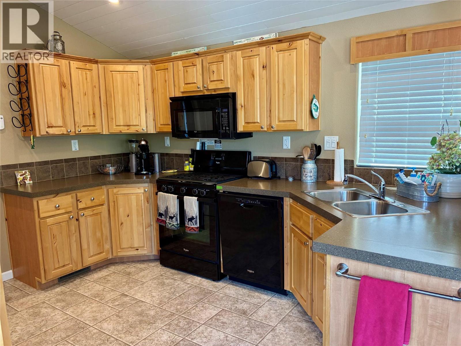 1681 Sugar Lake Road Unit# 49, Cherryville, British Columbia  V0E 2G2 - Photo 13 - 10389677