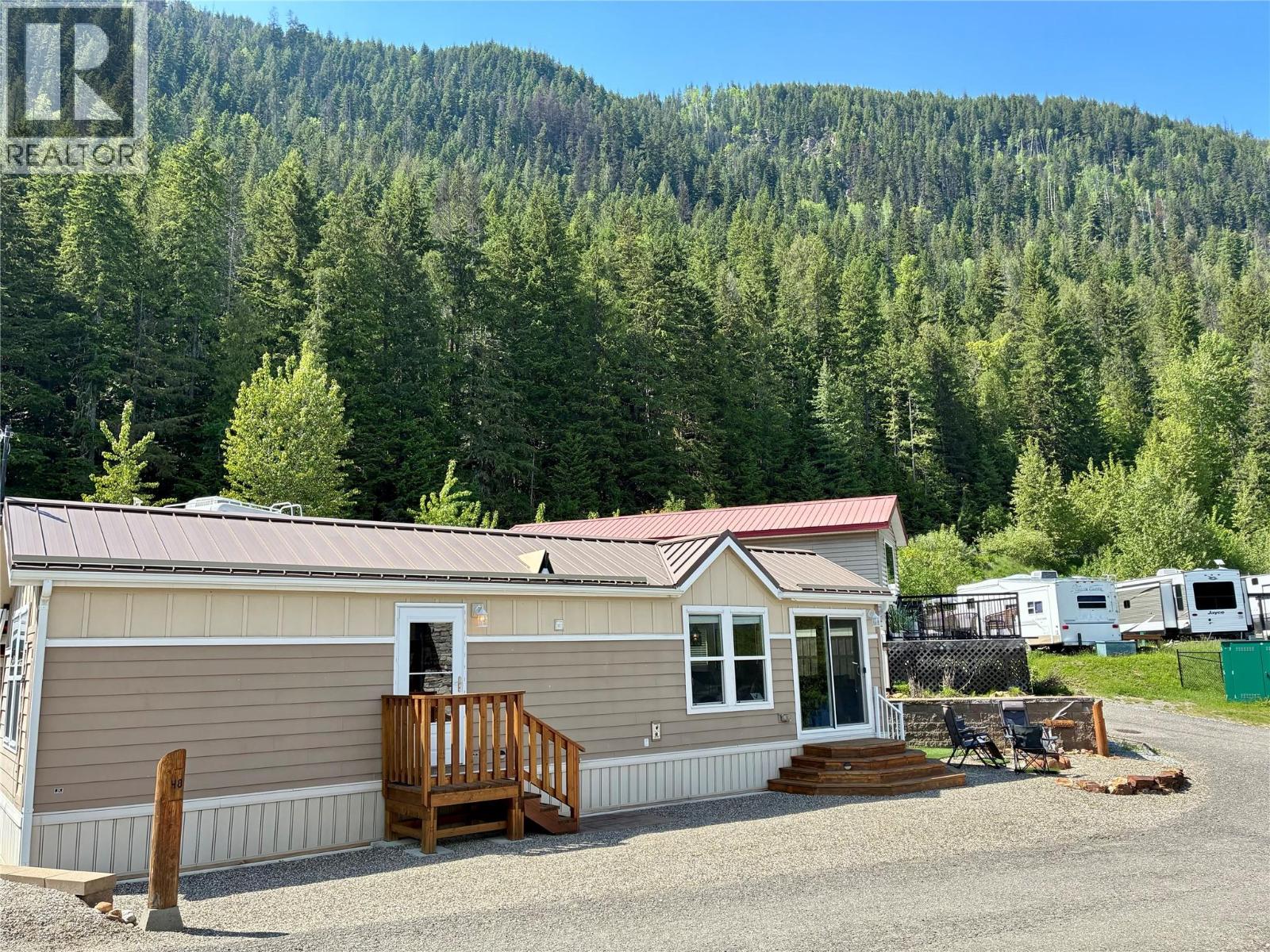 1681 Sugar Lake Road Unit# 49, Cherryville, British Columbia  V0E 2G2 - Photo 7 - 10389677