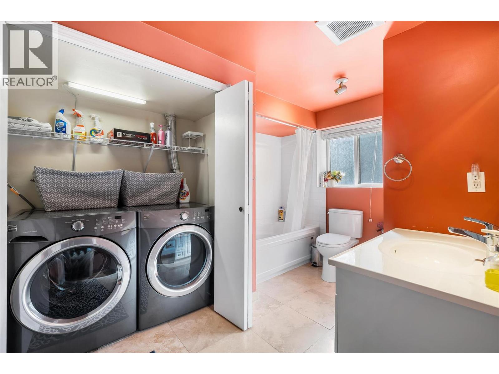 1056 Caledonia Way, West Kelowna, British Columbia  V1Z 3N7 - Photo 35 - 10389662