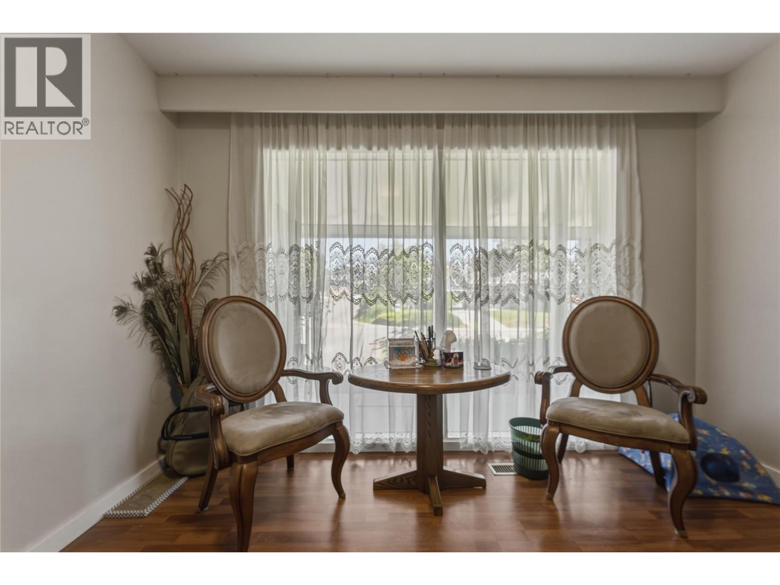 1806 23 Avenue, Vernon, British Columbia  V1T 1J1 - Photo 10 - 10389632