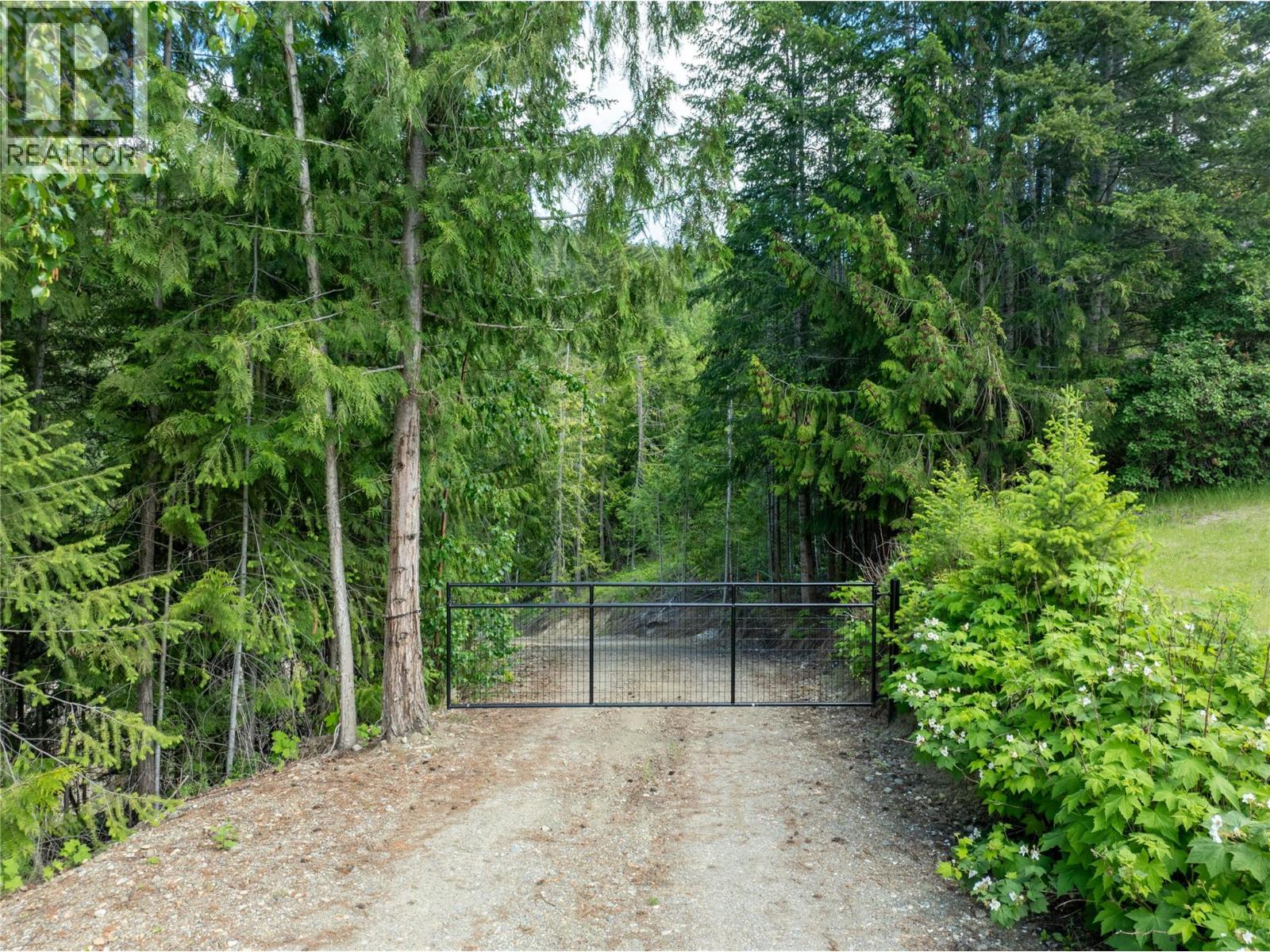 2744 Lake Mount Place, Blind Bay, British Columbia  V0E 1H1 - Photo 16 - 10388920