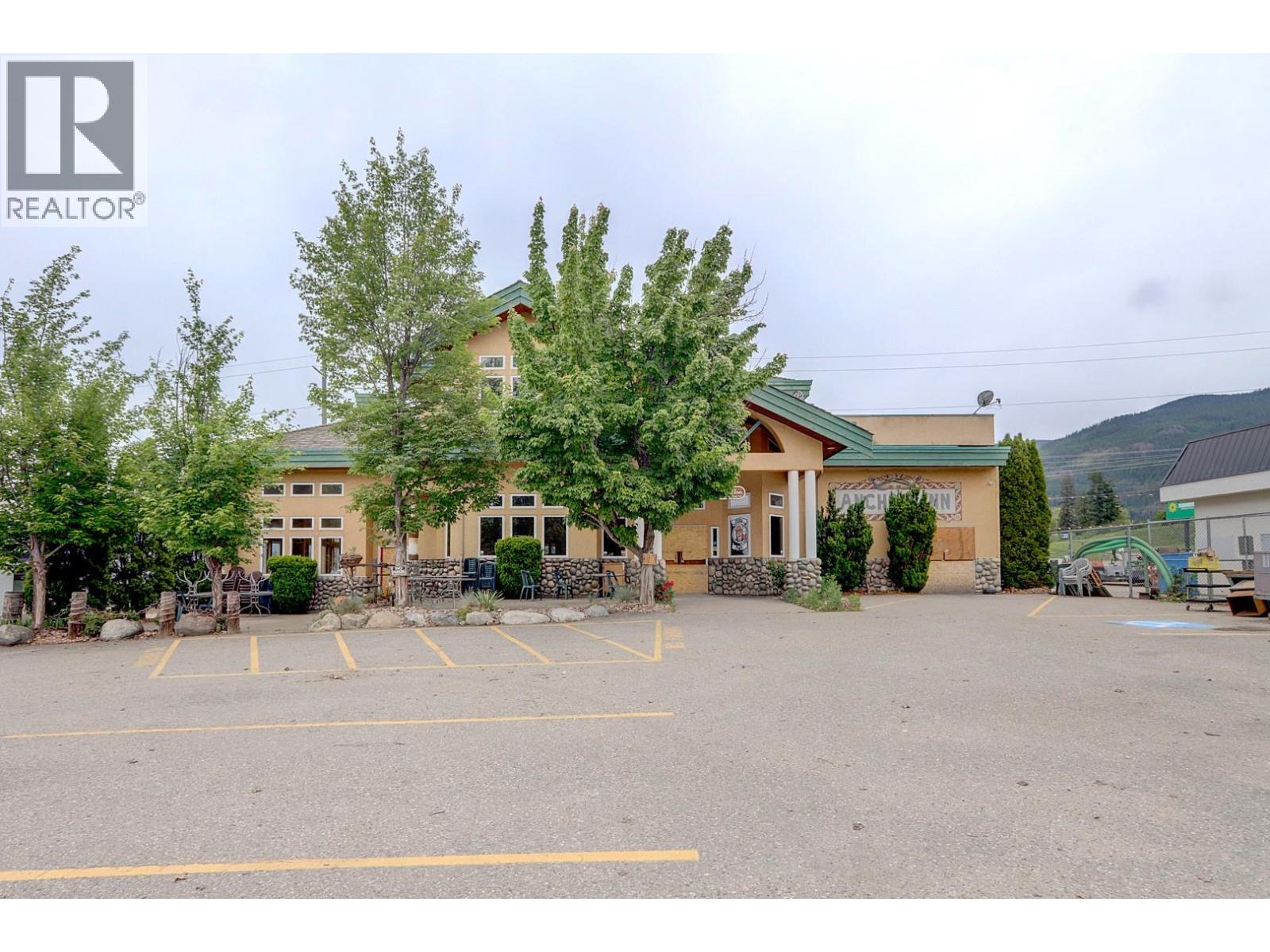 3030 Smith Drive, Armstrong, British Columbia  V4Y 0A1 - Photo 4 - 10389690