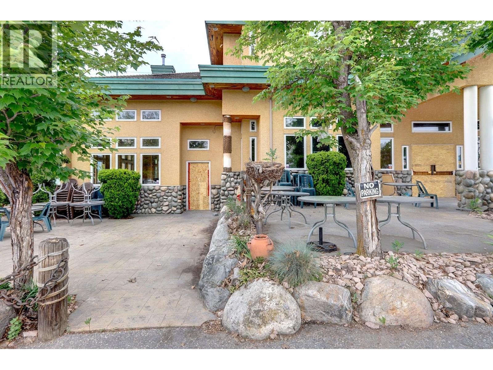 3030 Smith Drive, Armstrong, British Columbia  V4Y 0A1 - Photo 9 - 10389690