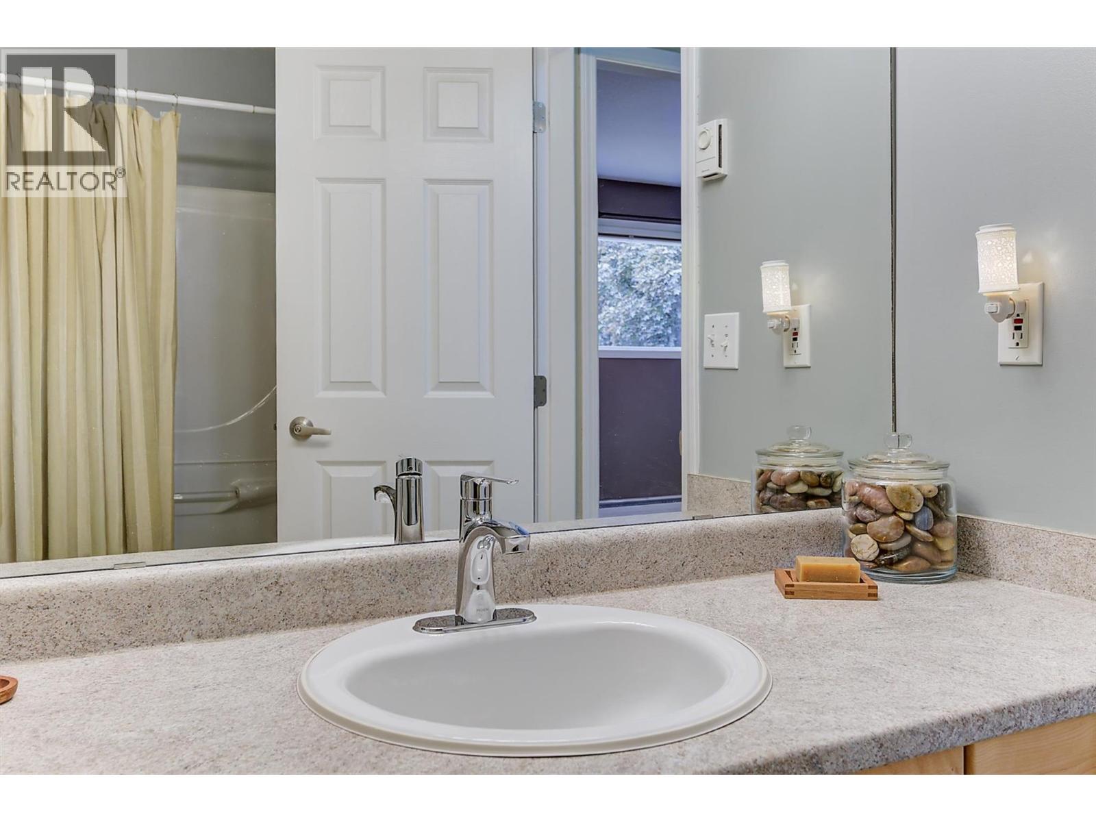 1672 Thayer Court, Kelowna, British Columbia  V1Y 8M2 - Photo 19 - 10389618