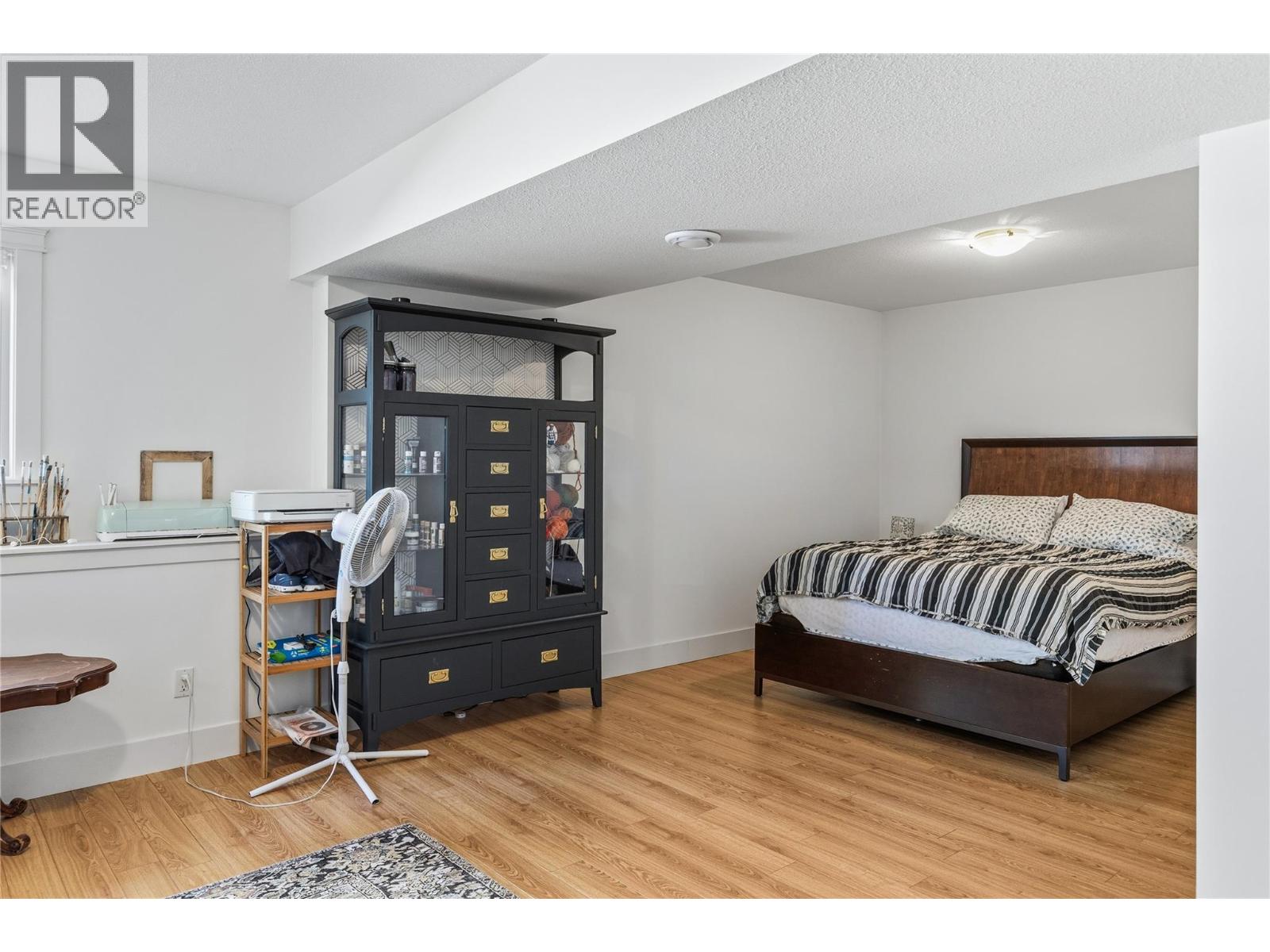 6552 Blackcomb Place, Vernon, British Columbia  V1B 4E1 - Photo 43 - 10389611