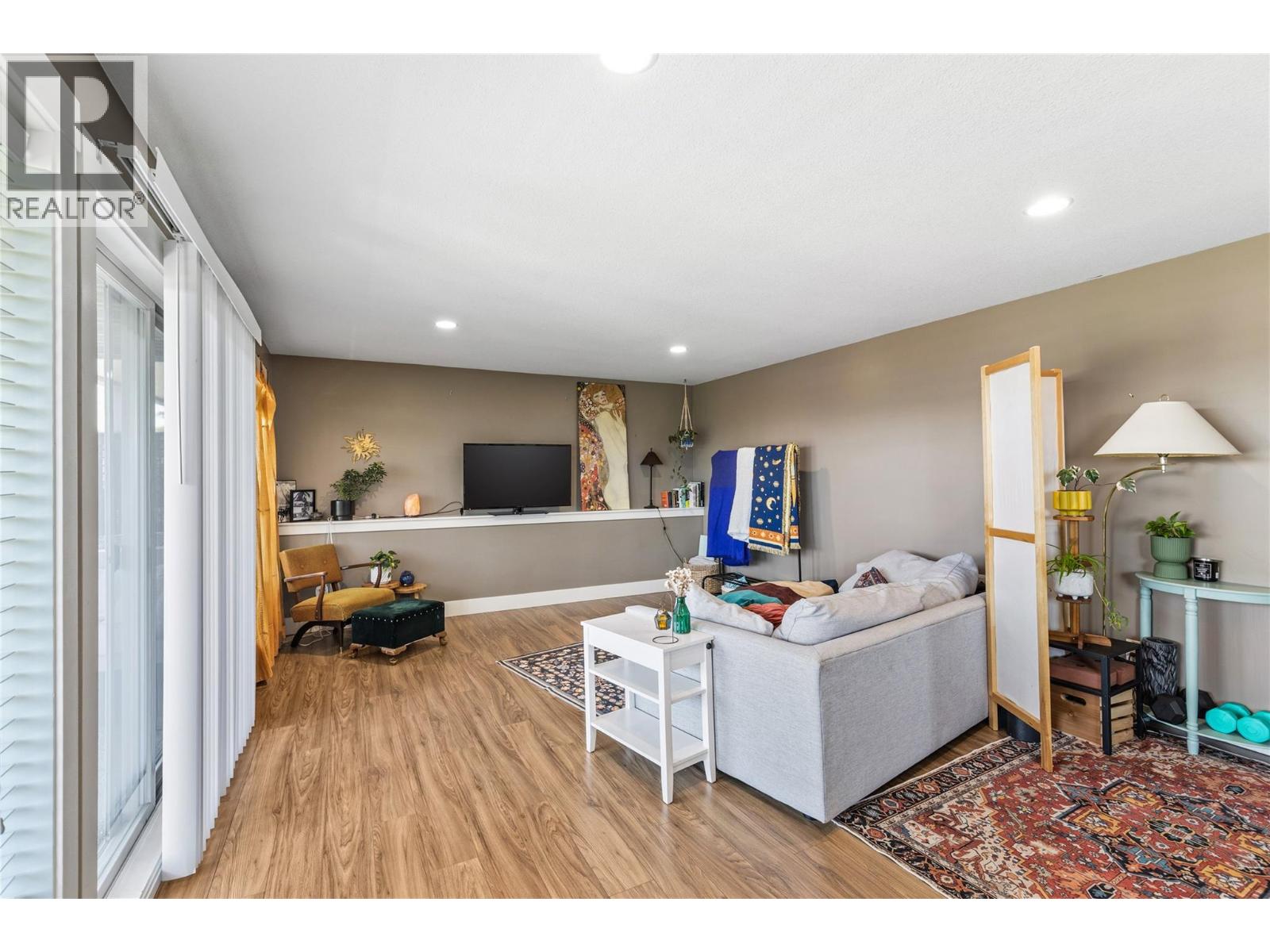 6552 Blackcomb Place, Vernon, British Columbia  V1B 4E1 - Photo 48 - 10389611