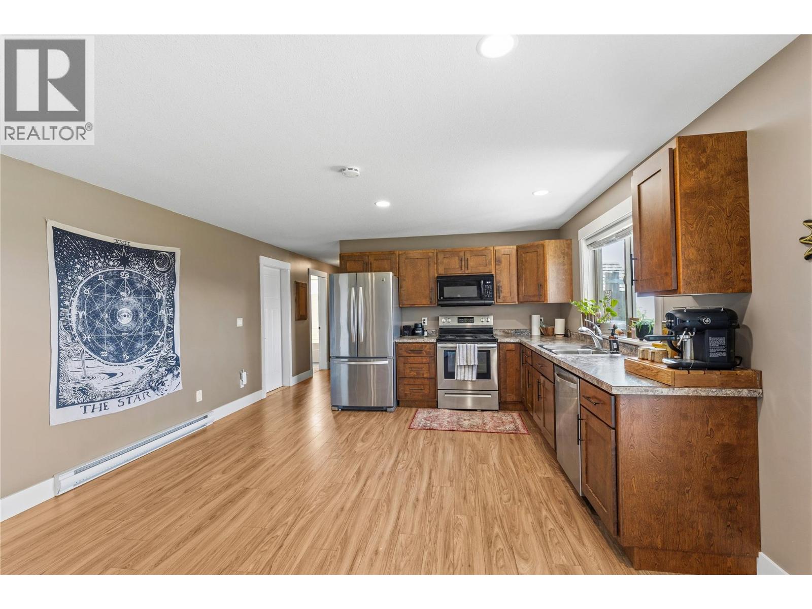 6552 Blackcomb Place, Vernon, British Columbia  V1B 4E1 - Photo 53 - 10389611