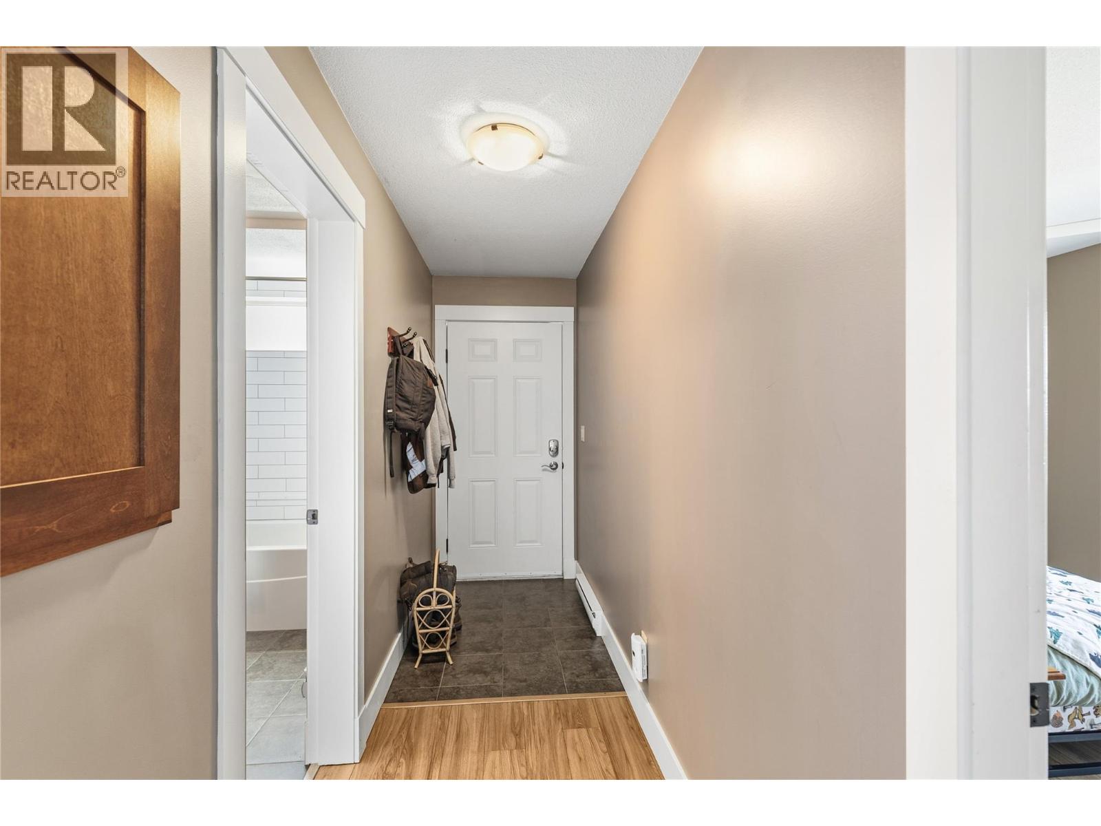 6552 Blackcomb Place, Vernon, British Columbia  V1B 4E1 - Photo 59 - 10389611