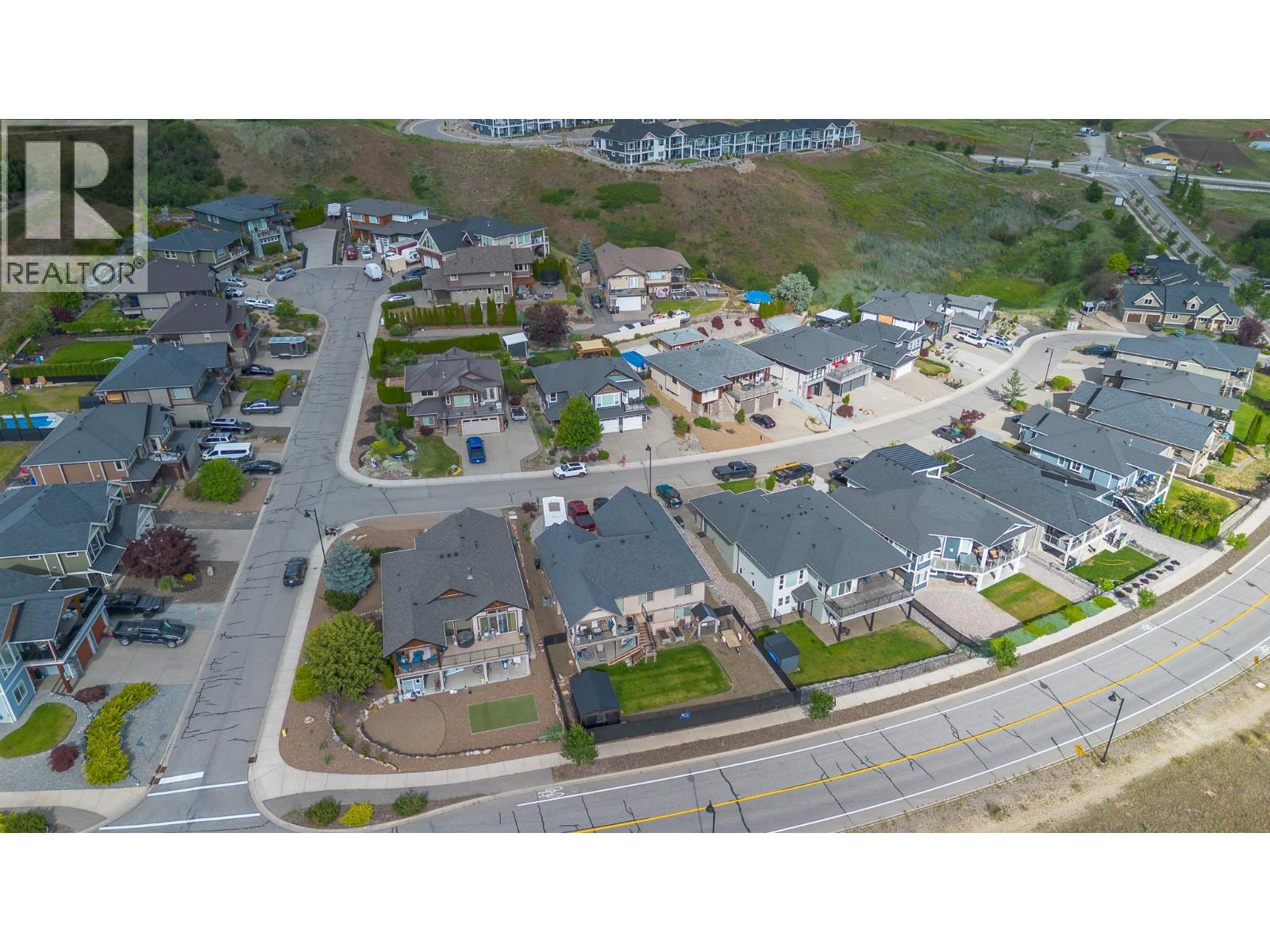 6552 Blackcomb Place, Vernon, British Columbia  V1B 4E1 - Photo 84 - 10389611