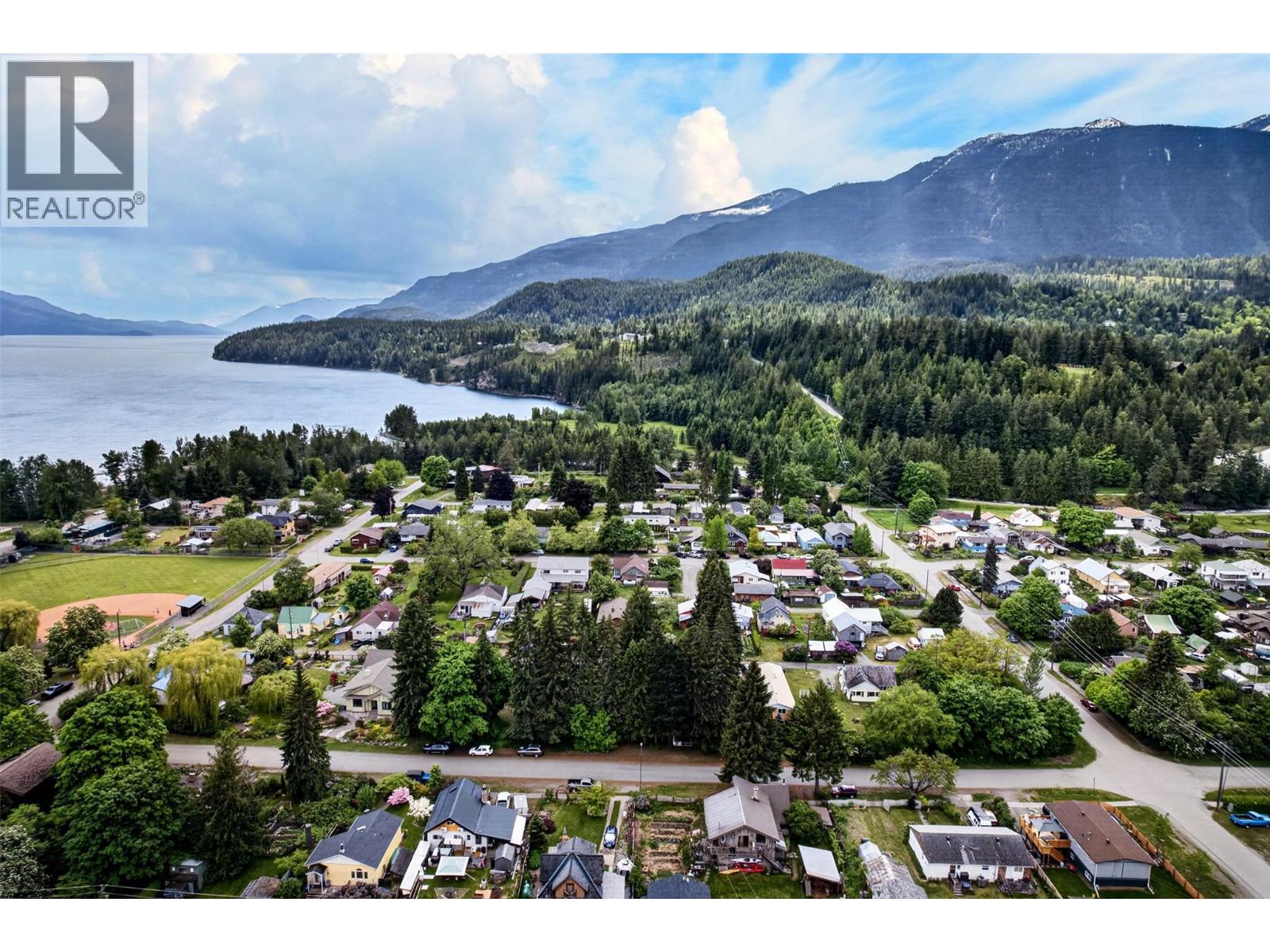 239 B Avenue, Kaslo, British Columbia  V0G 1M0 - Photo 47 - 10389251