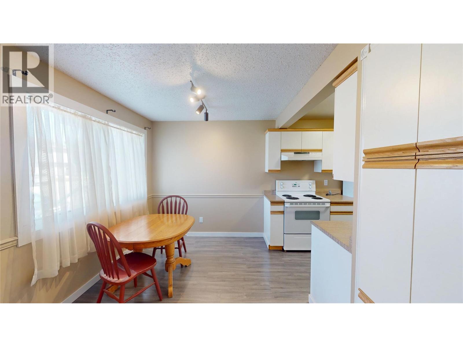 2221 3rd Street N, Cranbrook, British Columbia  V1C 5G7 - Photo 10 - 10389228