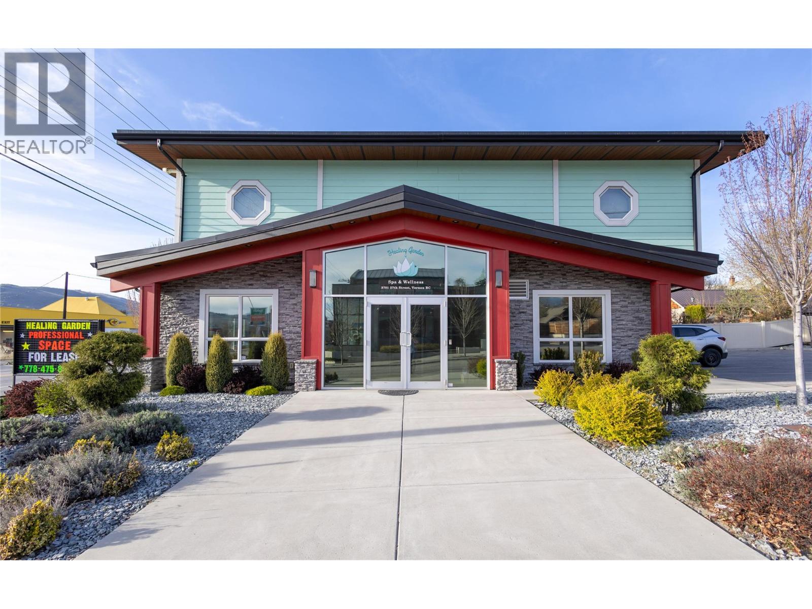 3701 27 Street, Vernon, British Columbia  V1T 1H7 - Photo 1 - 10389727