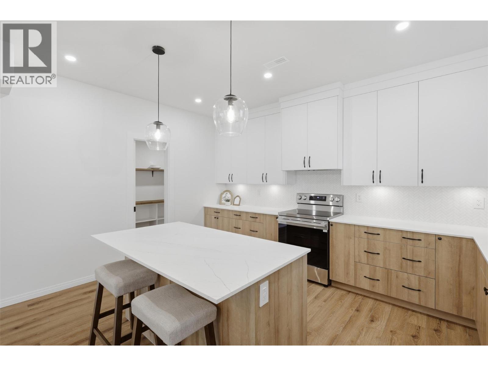 1832 Springhill Drive, Kamloops, British Columbia  V2E 1P9 - Photo 24 - 10389005