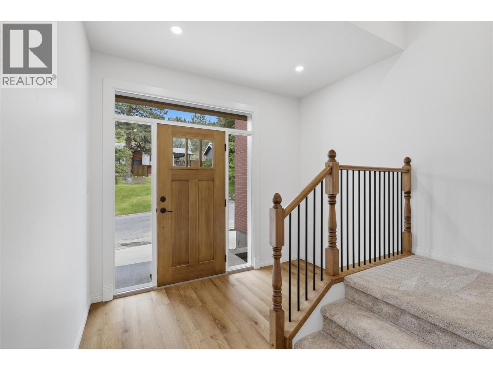 1832 Springhill Drive, Kamloops, British Columbia  V2E 1P9 - Photo 4 - 10389005