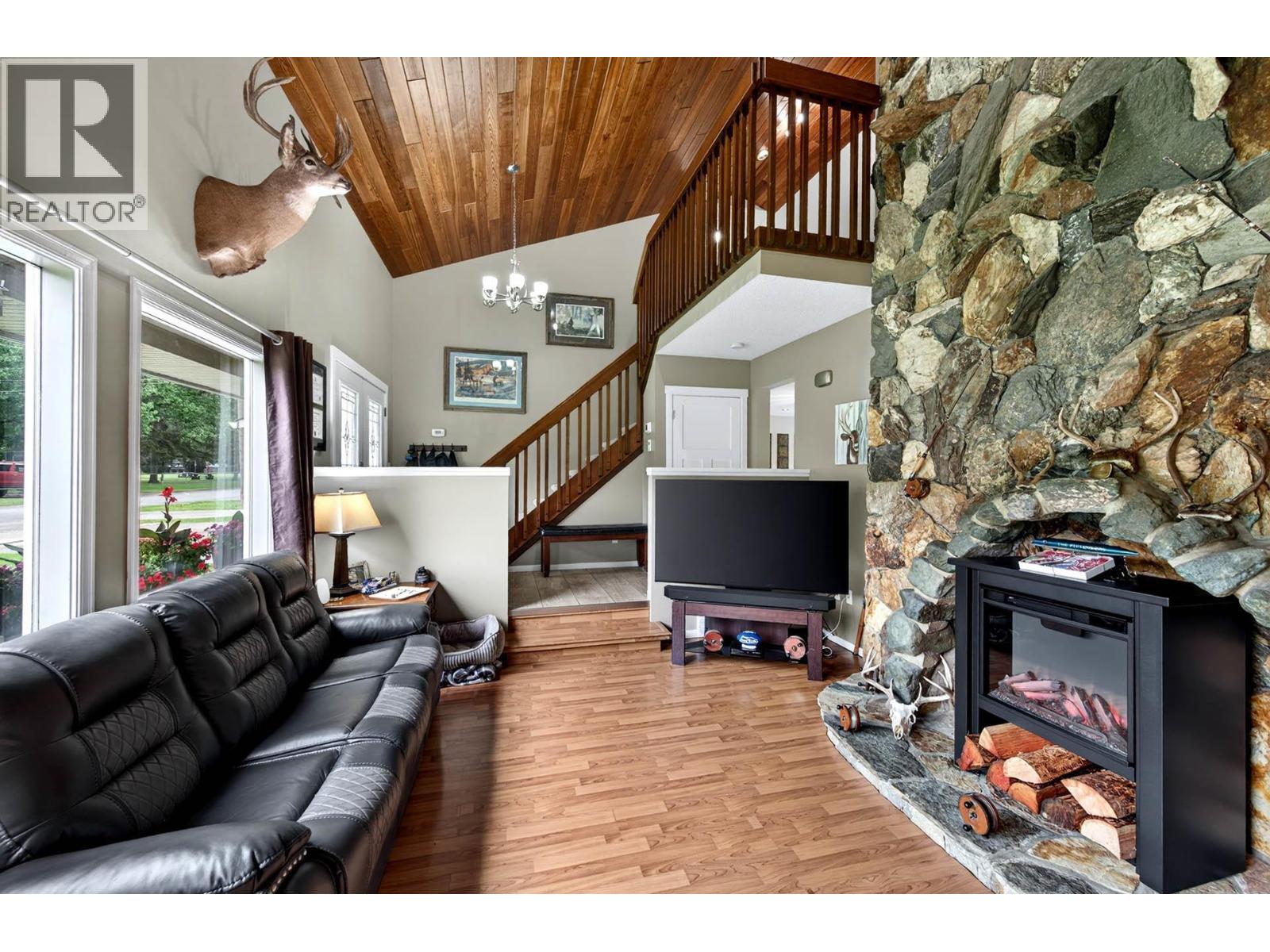 6451 Beaver Crescent, Kamloops, British Columbia  V2C 4V2 - Photo 28 - 10389729