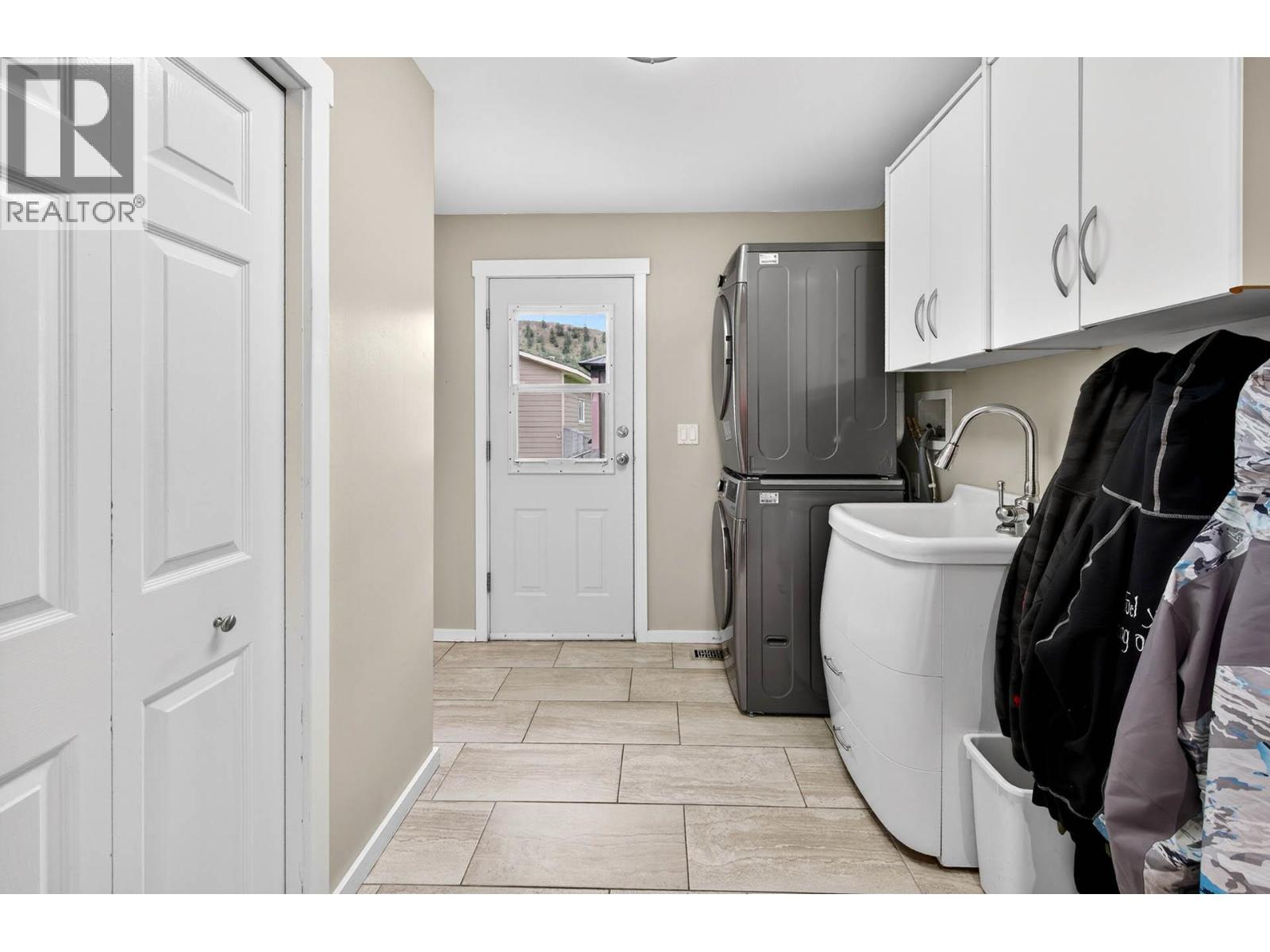 6451 Beaver Crescent, Kamloops, British Columbia  V2C 4V2 - Photo 52 - 10389729