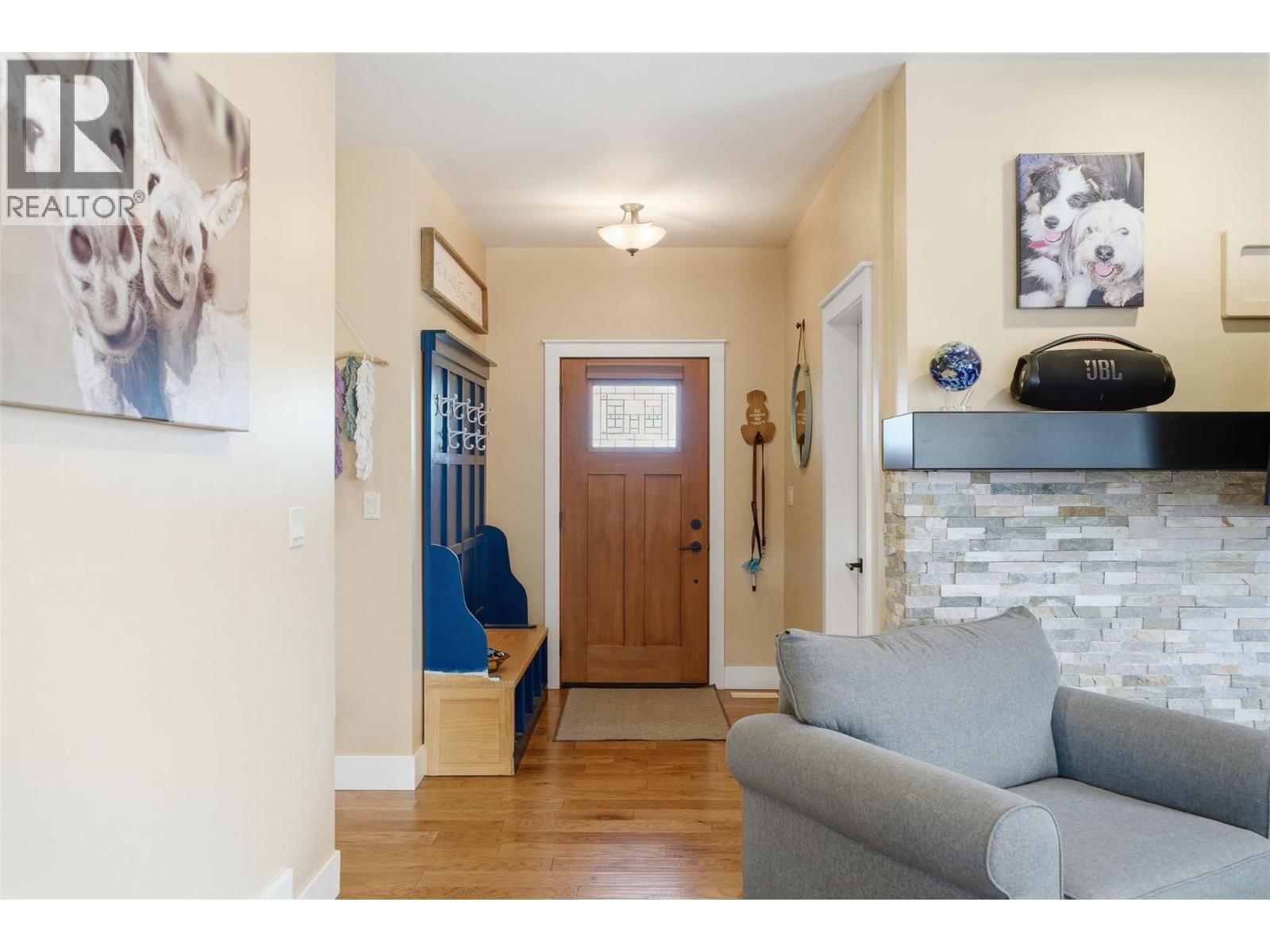 3010 Hilton Drive, Merritt, British Columbia  V1K 0B2 - Photo 4 - 10389667