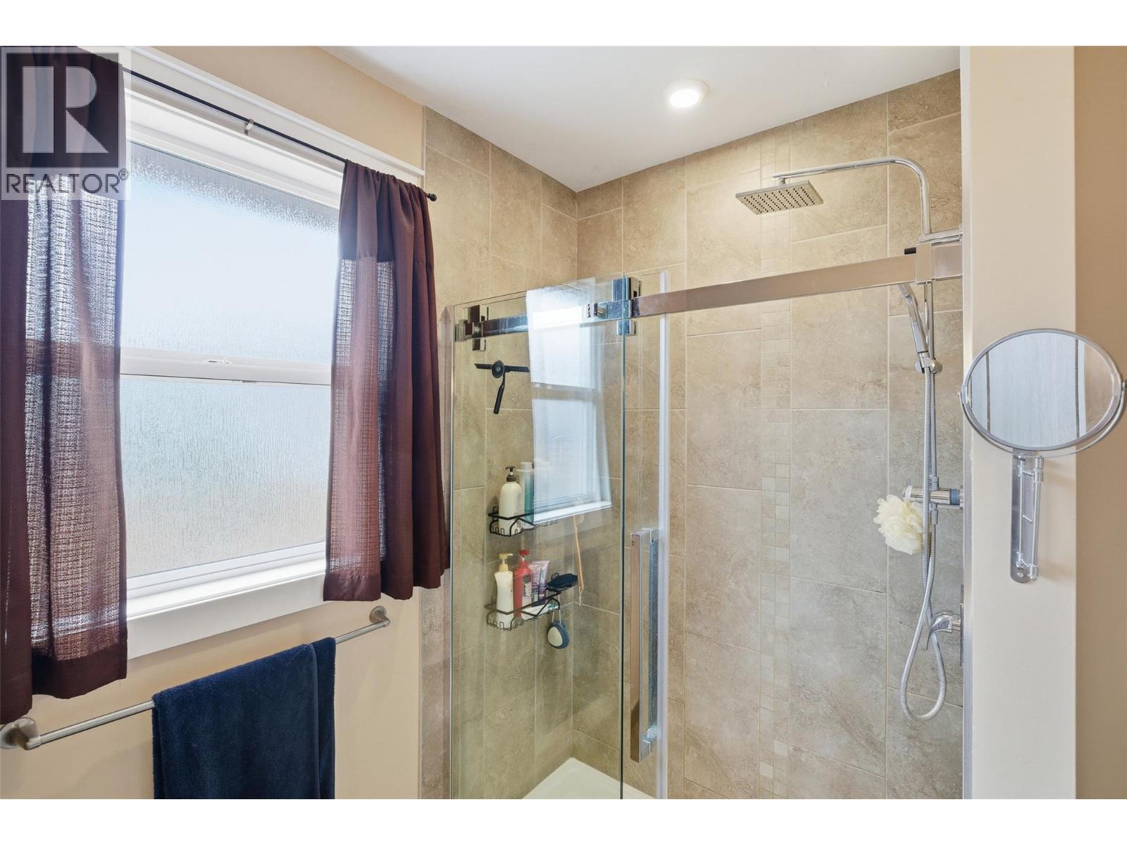3010 Hilton Drive, Merritt, British Columbia  V1K 0B2 - Photo 40 - 10389667