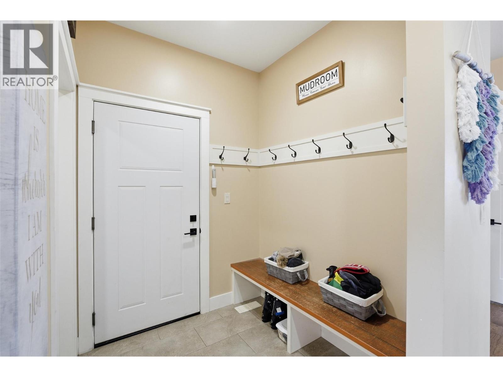 3010 Hilton Drive, Merritt, British Columbia  V1K 0B2 - Photo 49 - 10389667