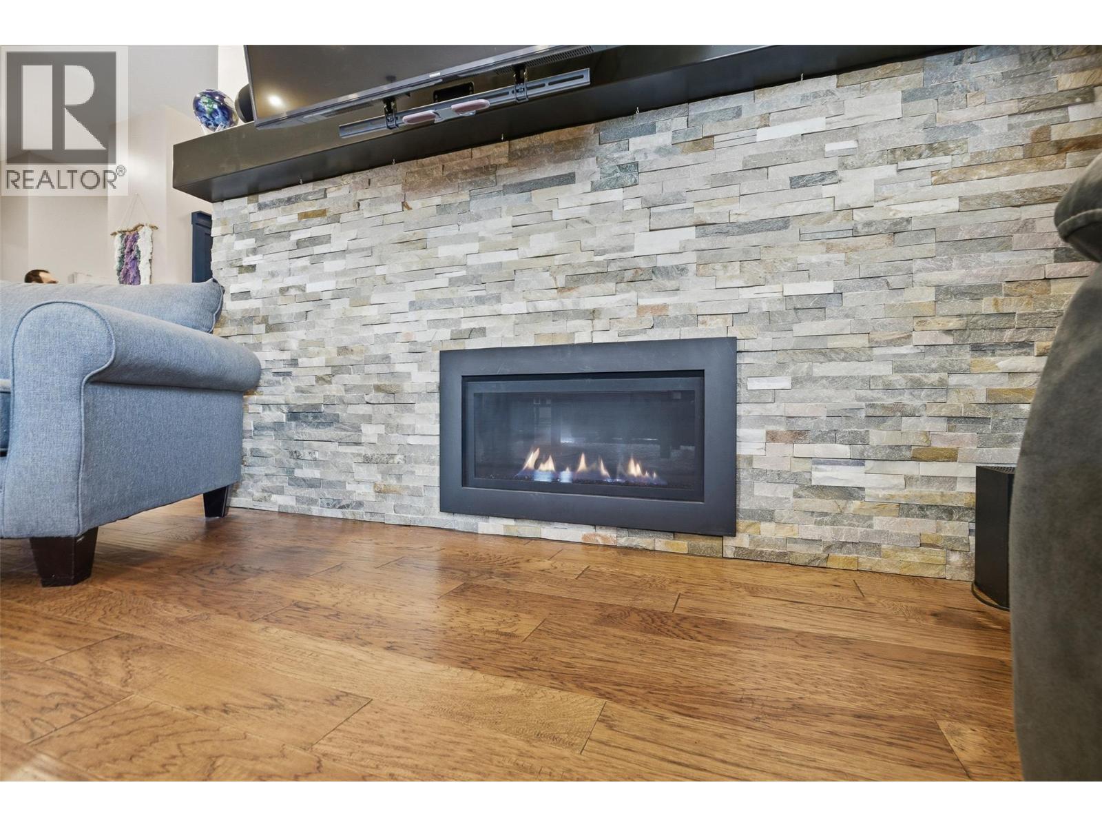 3010 Hilton Drive, Merritt, British Columbia  V1K 0B2 - Photo 7 - 10389667