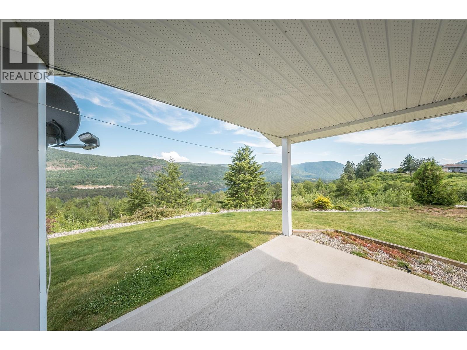 4200 Grandview Drive Unit# 115, Castlegar, British Columbia  V1N 4X6 - Photo 38 - 10389560