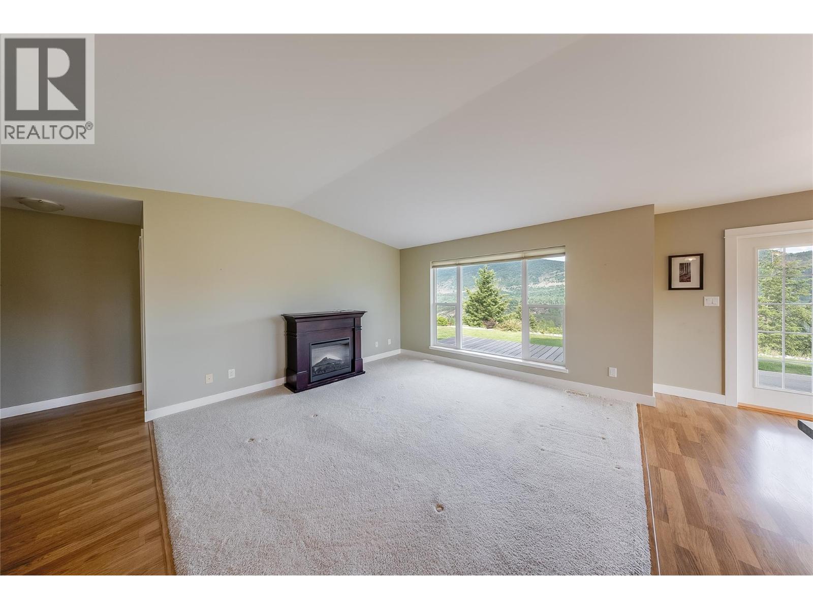 4200 Grandview Drive Unit# 115, Castlegar, British Columbia  V1N 4X6 - Photo 8 - 10389560