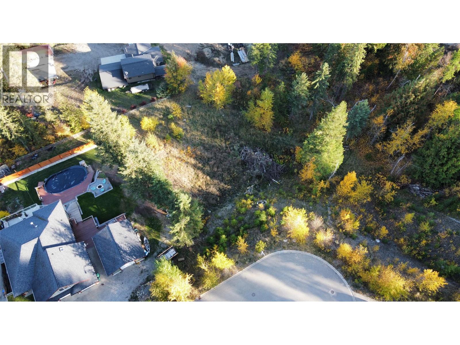 2571 Cedar Ridge Court, Lumby, British Columbia  V0E 2G0 - Photo 2 - 10389531