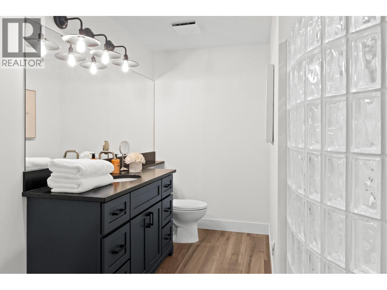 2150 Breckenridge Court, Kelowna, British Columbia  V1V 1W2 - Photo 40 - 10388413