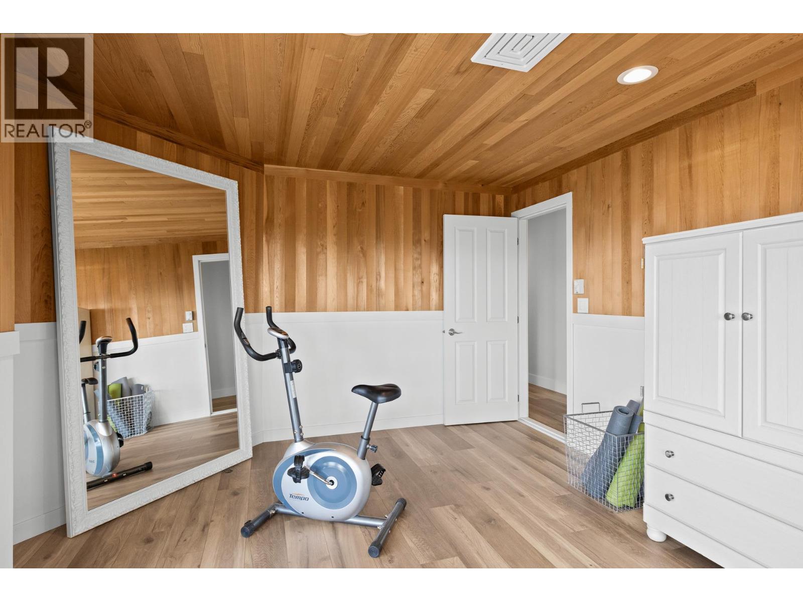 2150 Breckenridge Court, Kelowna, British Columbia  V1V 1W2 - Photo 43 - 10388413