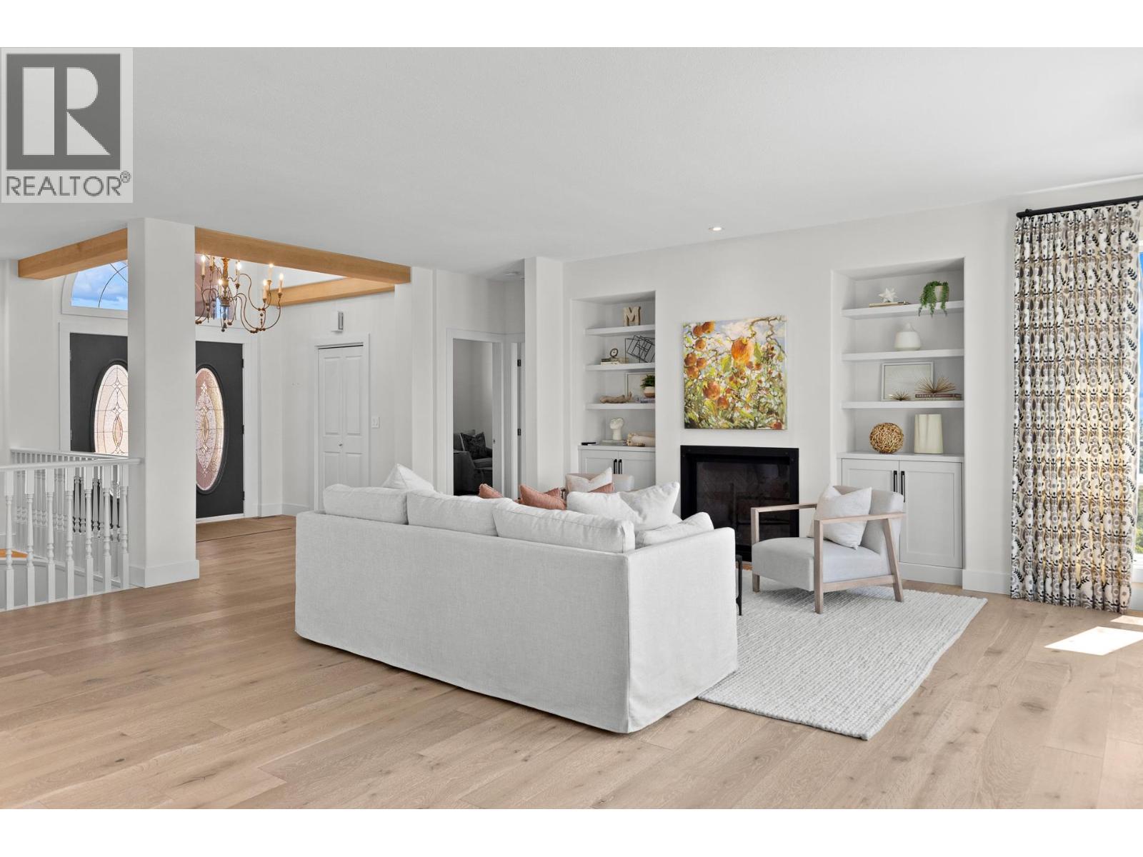 2150 Breckenridge Court, Kelowna, British Columbia  V1V 1W2 - Photo 5 - 10388413