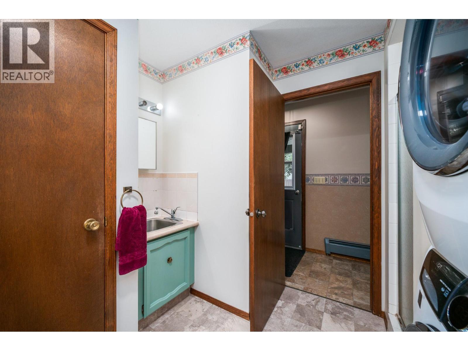 700 Richards Road, Kelowna, British Columbia  V1X 2X6 - Photo 39 - 10389221