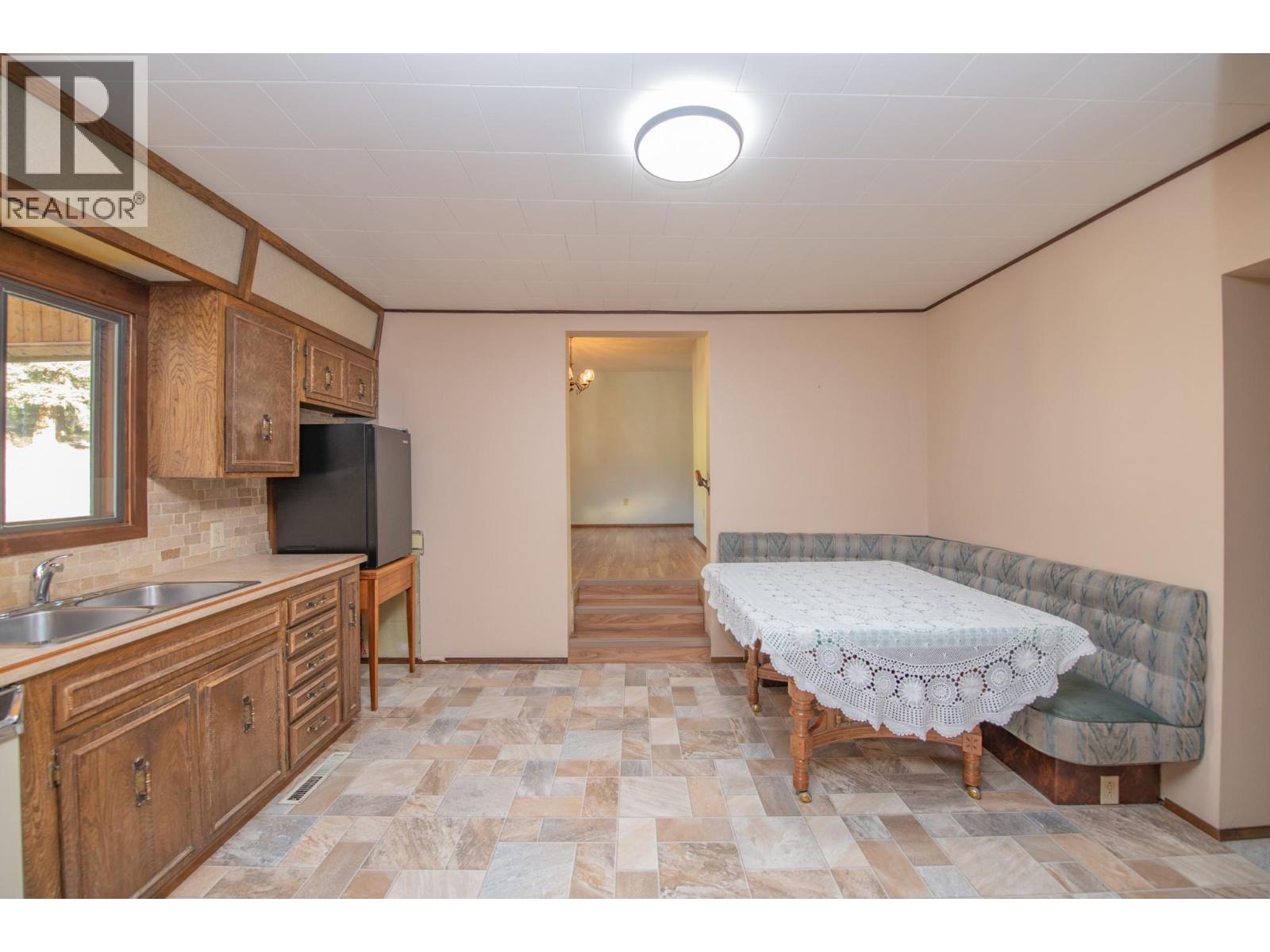 2471 6 Highway, Lumby, British Columbia  V0E 2G1 - Photo 23 - 10389113