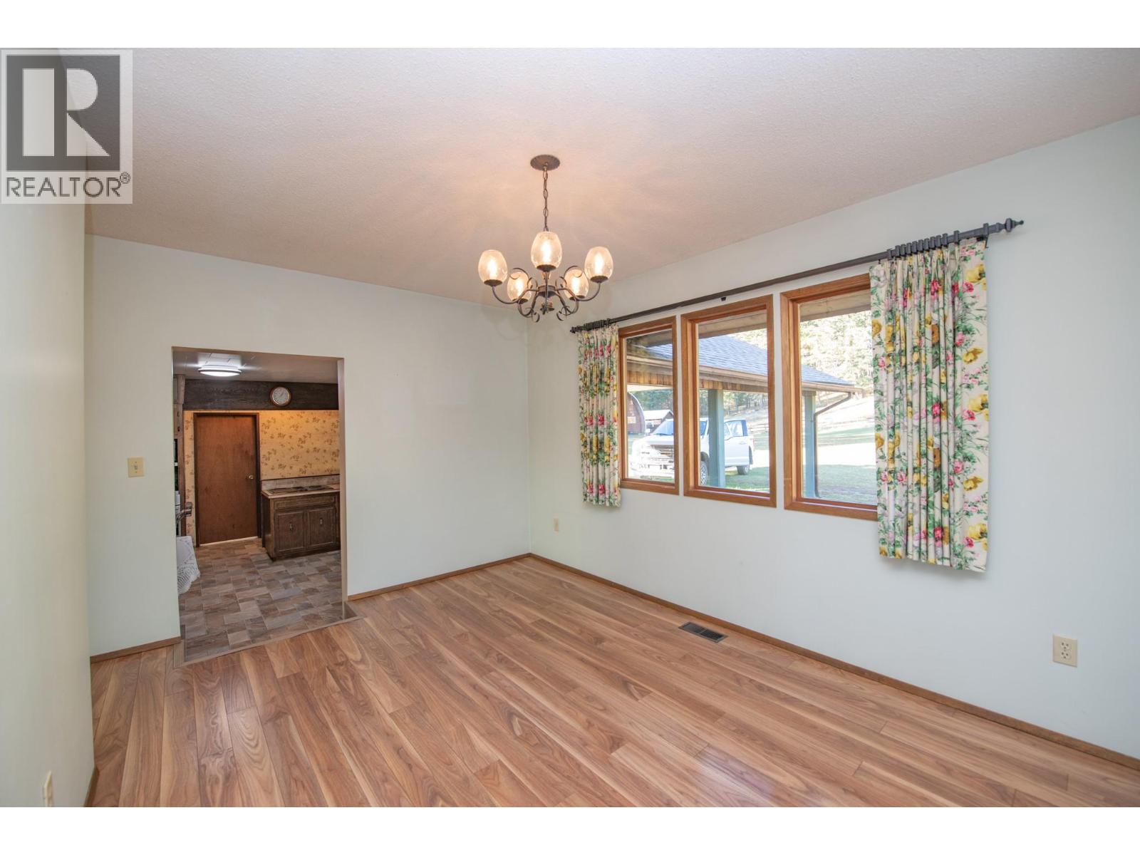 2471 6 Highway, Lumby, British Columbia  V0E 2G1 - Photo 29 - 10389113