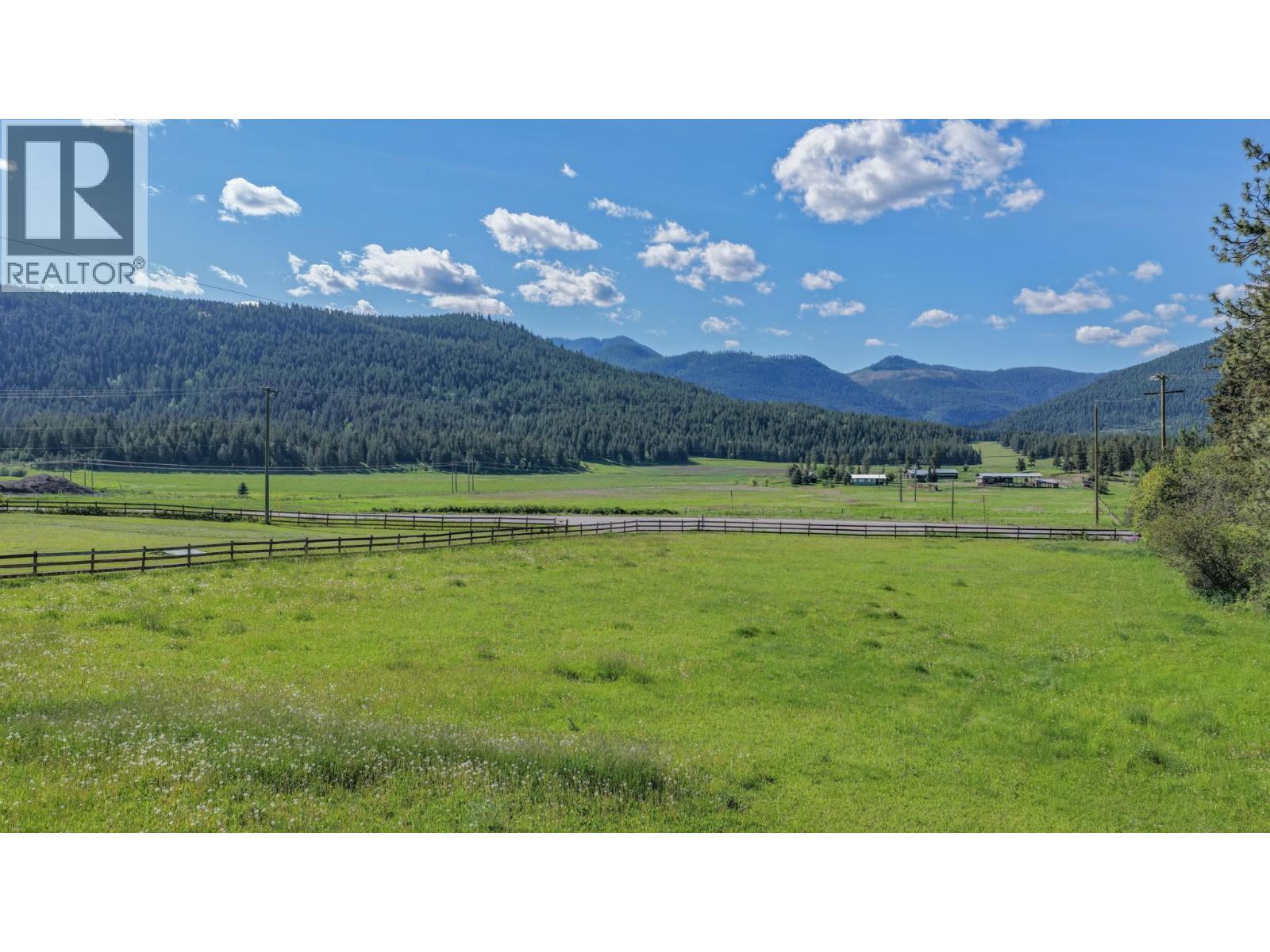2471 6 Highway, Lumby, British Columbia  V0E 2G1 - Photo 54 - 10389113