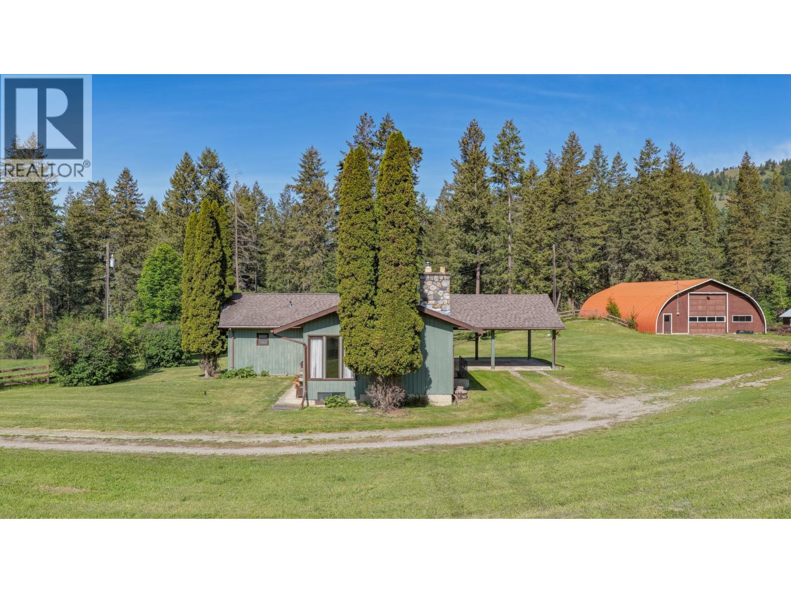 2471 6 Highway, Lumby, British Columbia  V0E 2G1 - Photo 7 - 10389113