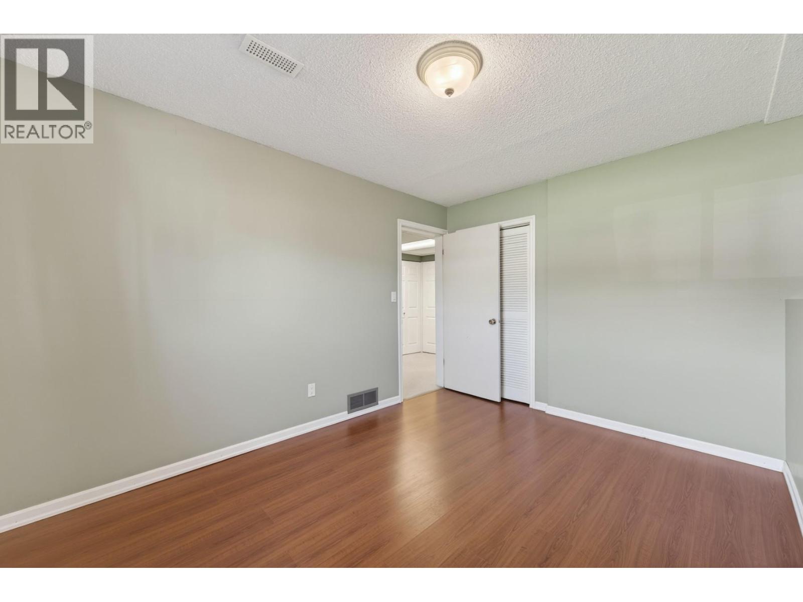 2551 Parkcrest Avenue, Kamloops, British Columbia  V2B 4Y4 - Photo 35 - 10389606