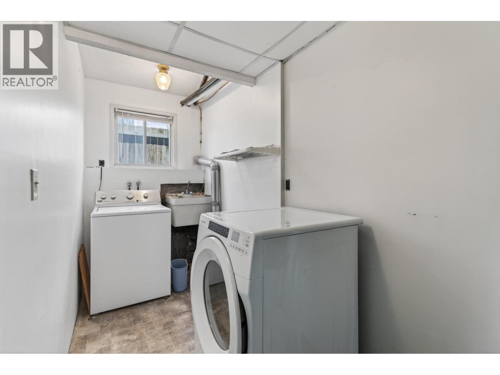 2551 Parkcrest Avenue, Kamloops, British Columbia  V2B 4Y4 - Photo 39 - 10389606