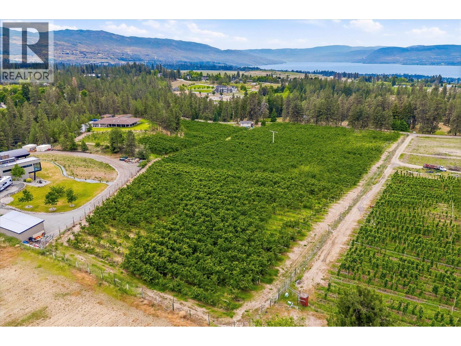 4235 Todd Road, Kelowna, British Columbia  V1W 4B8 - Photo 12 - 10389150