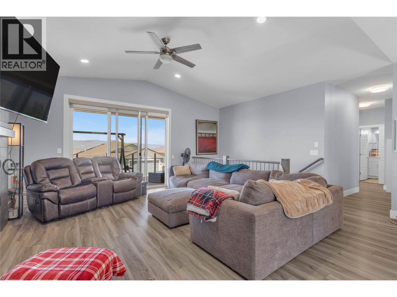 1955 Foxtail Terrace, Kelowna, British Columbia  V1P 1T9 - Photo 10 - 10386297