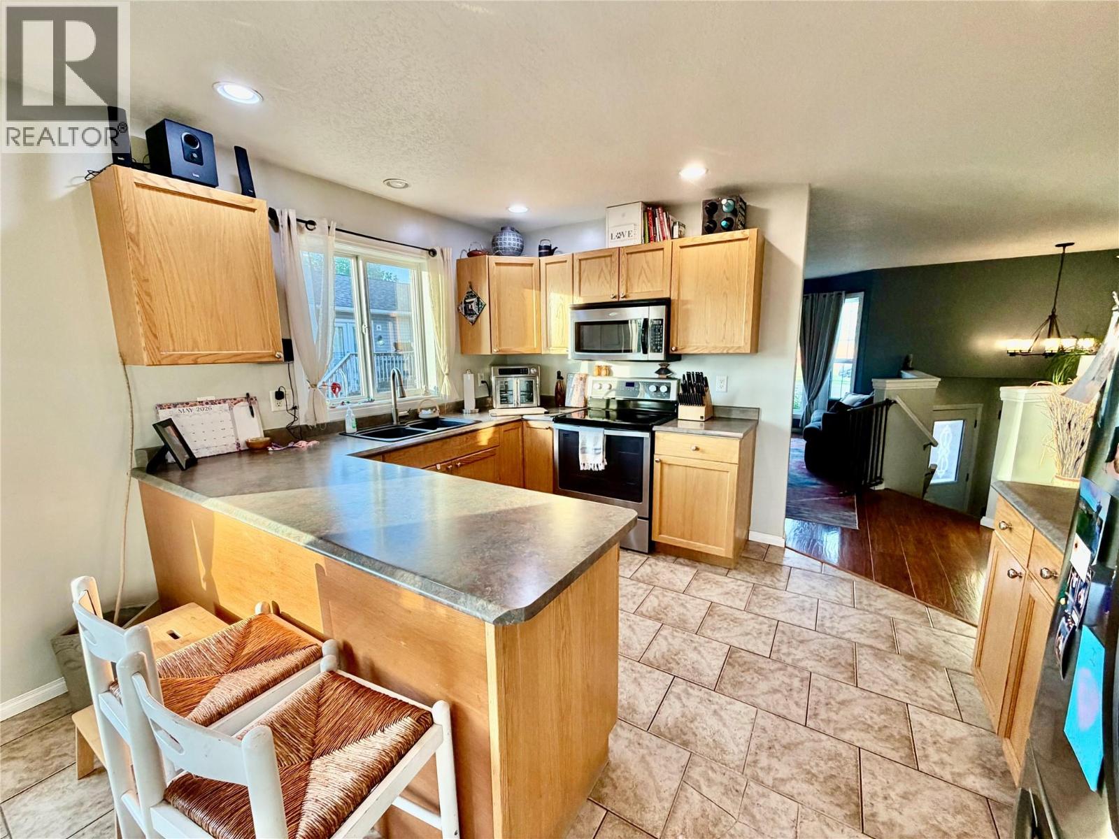 9005 19 Street, Dawson Creek, British Columbia  V1G 4E3 - Photo 6 - 10389643