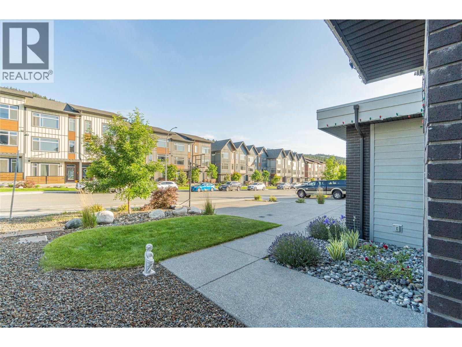 1896 Qu'appelle Boulevard, Kamloops, British Columbia  V2E 0C7 - Photo 33 - 10389002