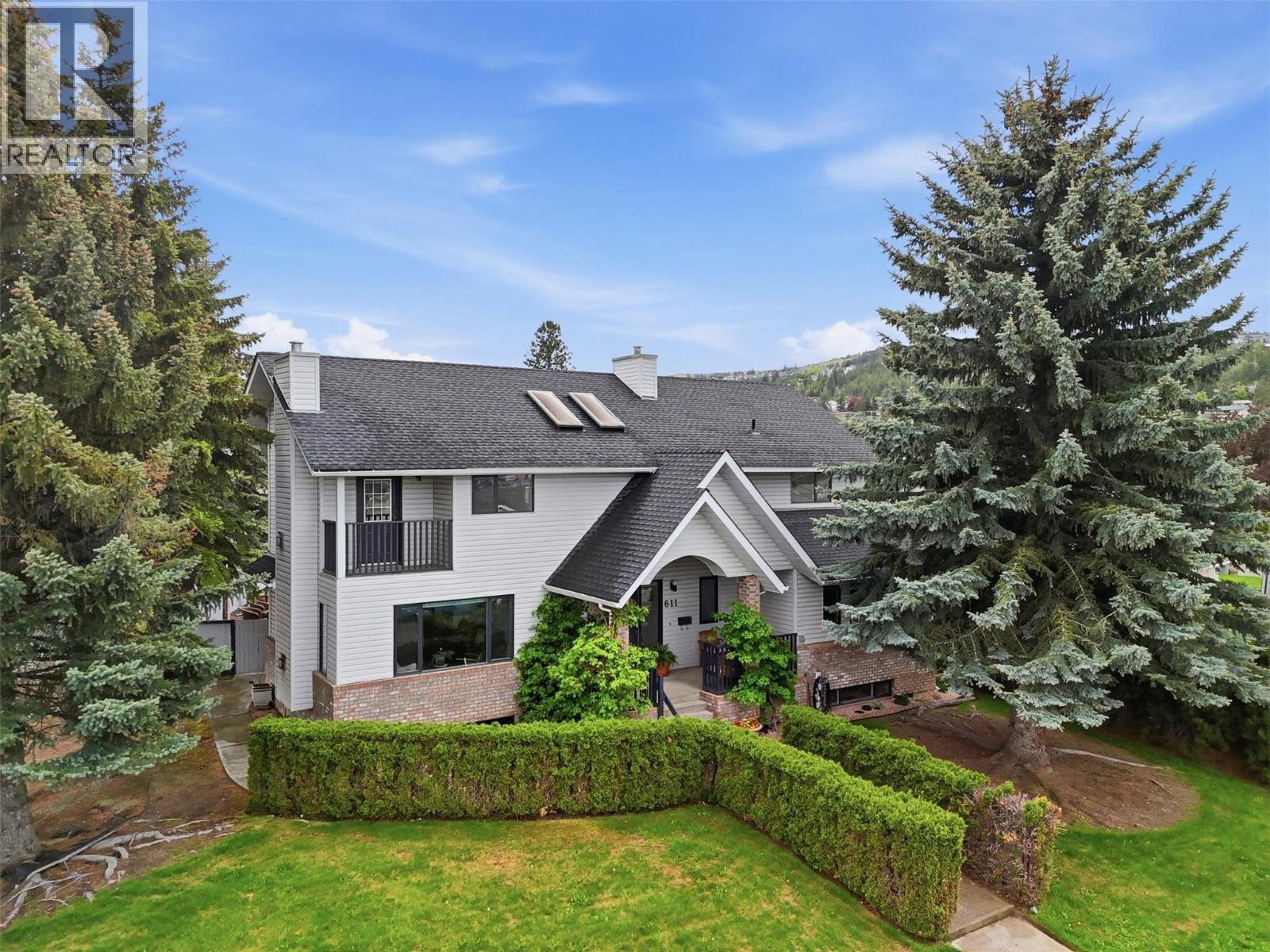 611 Robson Drive, Kamloops, British Columbia  V2E 2B4 - Photo 2 - 10386551
