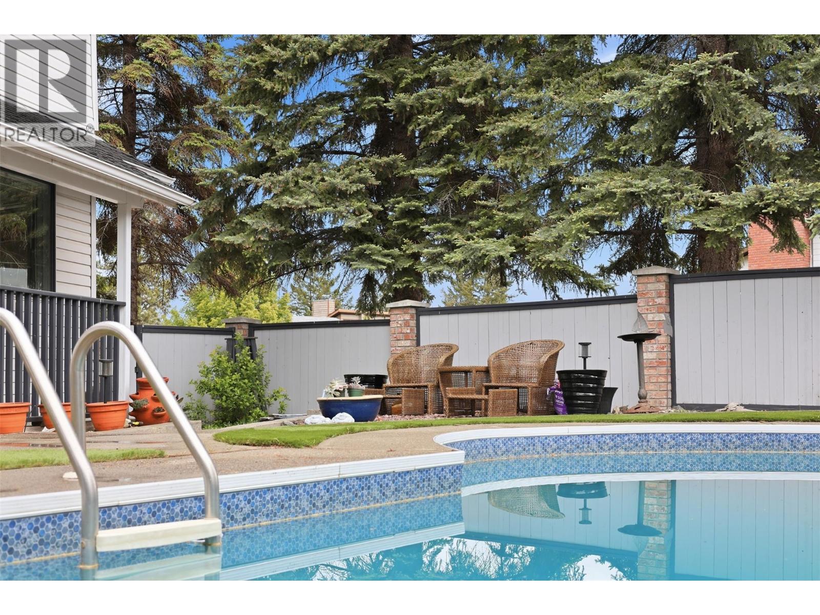 611 Robson Drive, Kamloops, British Columbia  V2E 2B4 - Photo 30 - 10386551