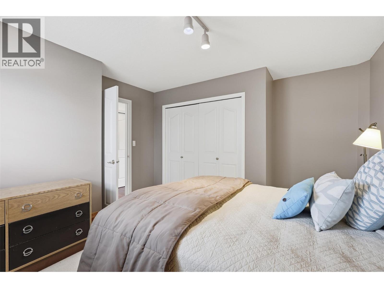 611 Robson Drive, Kamloops, British Columbia  V2E 2B4 - Photo 51 - 10386551