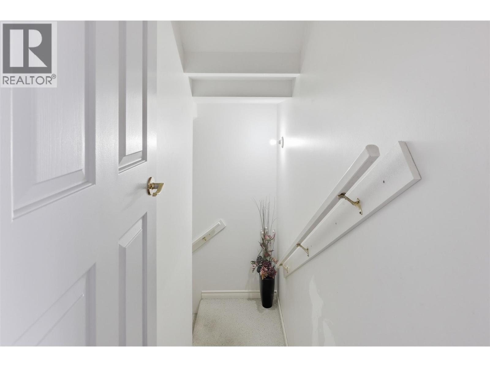 611 Robson Drive, Kamloops, British Columbia  V2E 2B4 - Photo 54 - 10386551