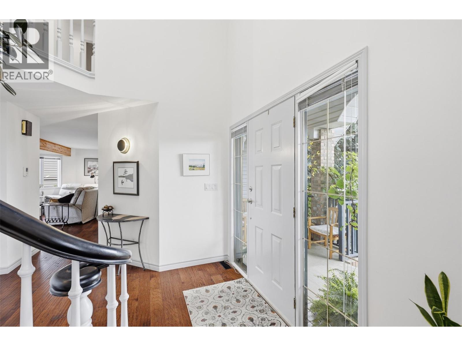 611 Robson Drive, Kamloops, British Columbia  V2E 2B4 - Photo 6 - 10386551