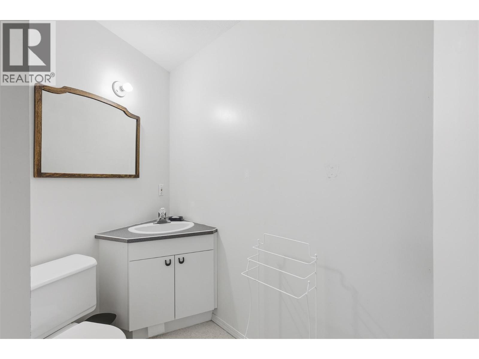 611 Robson Drive, Kamloops, British Columbia  V2E 2B4 - Photo 64 - 10386551