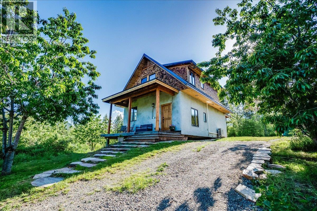 150 Suncrest Road, Pass Creek, British Columbia  V1N 4T5 - Photo 1 - 10389604