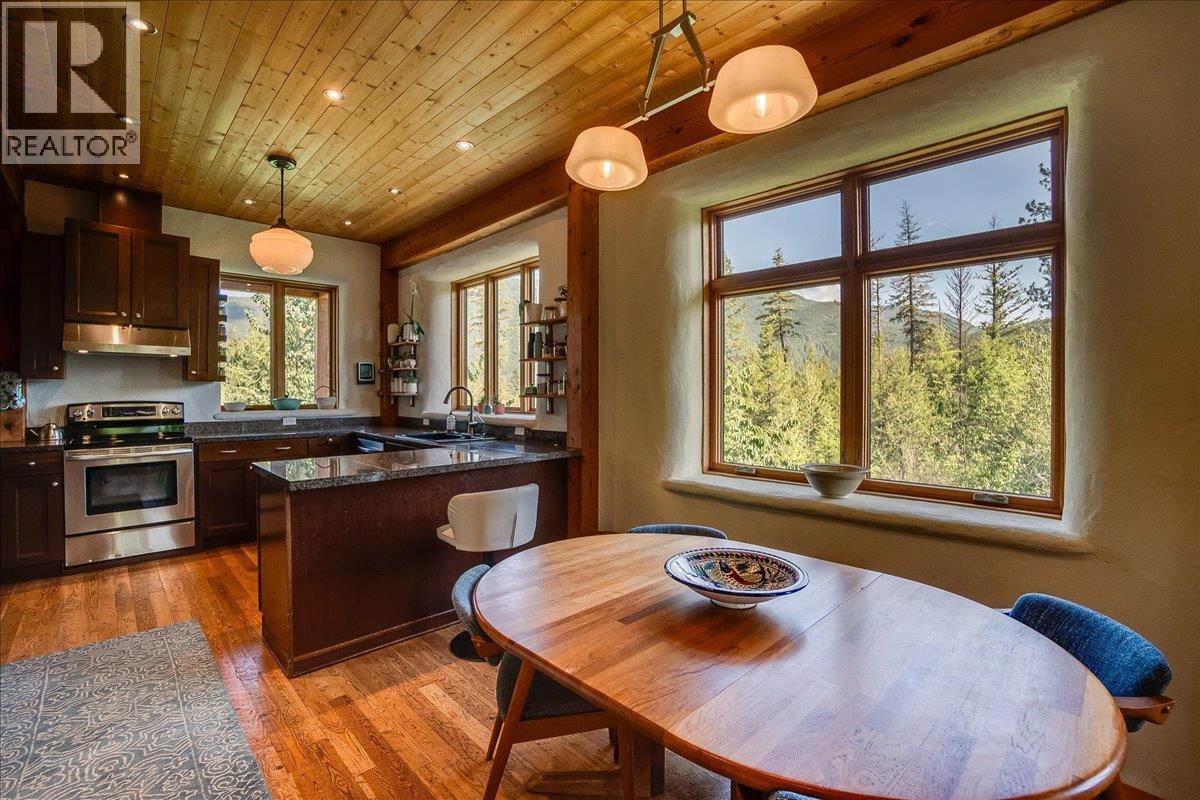 150 Suncrest Road, Pass Creek, British Columbia  V1N 4T5 - Photo 10 - 10389604